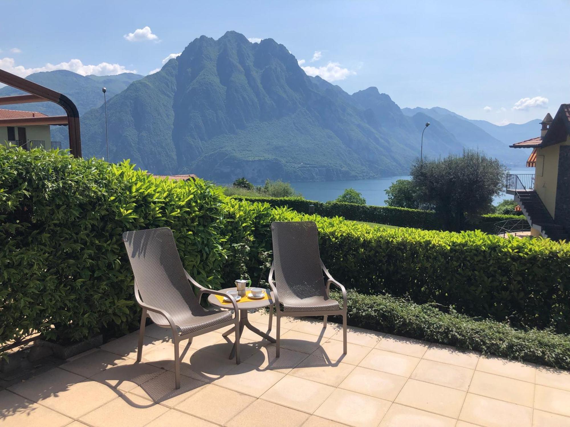 Irina'S House With View On Like And Swimming Pool Apartamento Riva di Solto Exterior foto